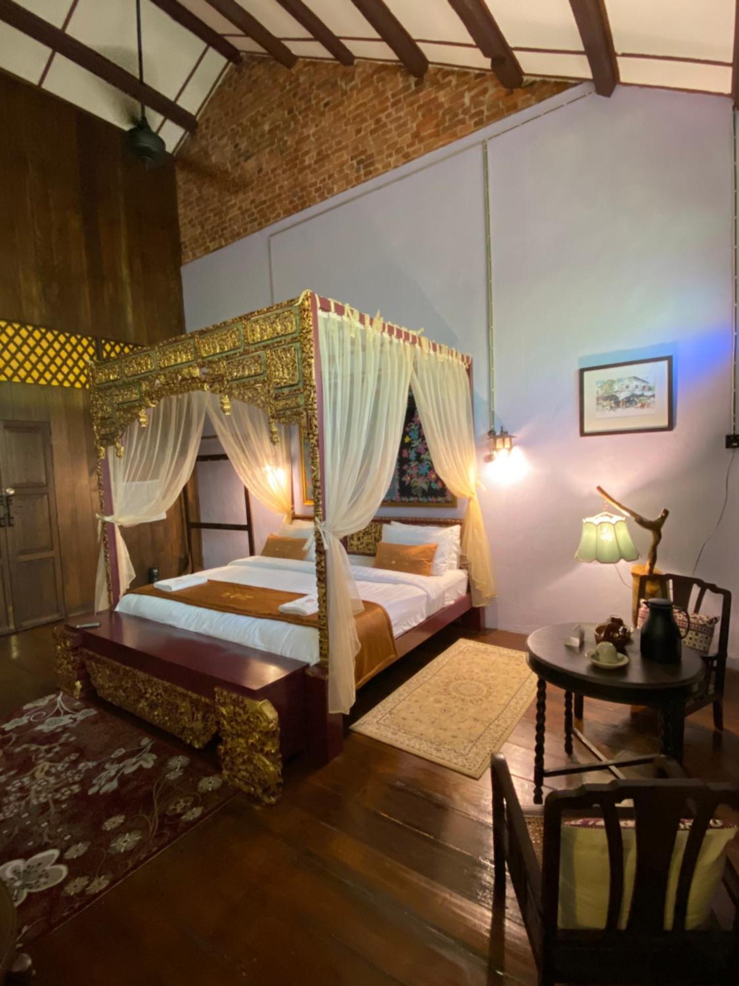Ke-Lan-Tan House Hotel George Town Exterior photo